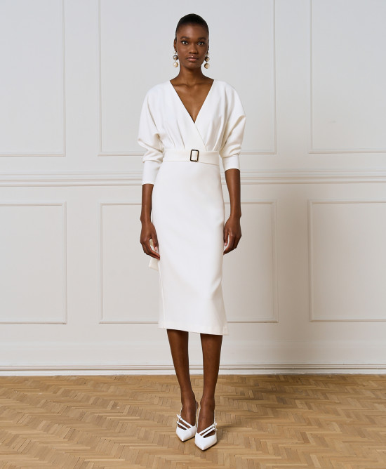 54-3042-OFWHT-01-550x668h Φόρεμα με V και ζώνη - Image 1