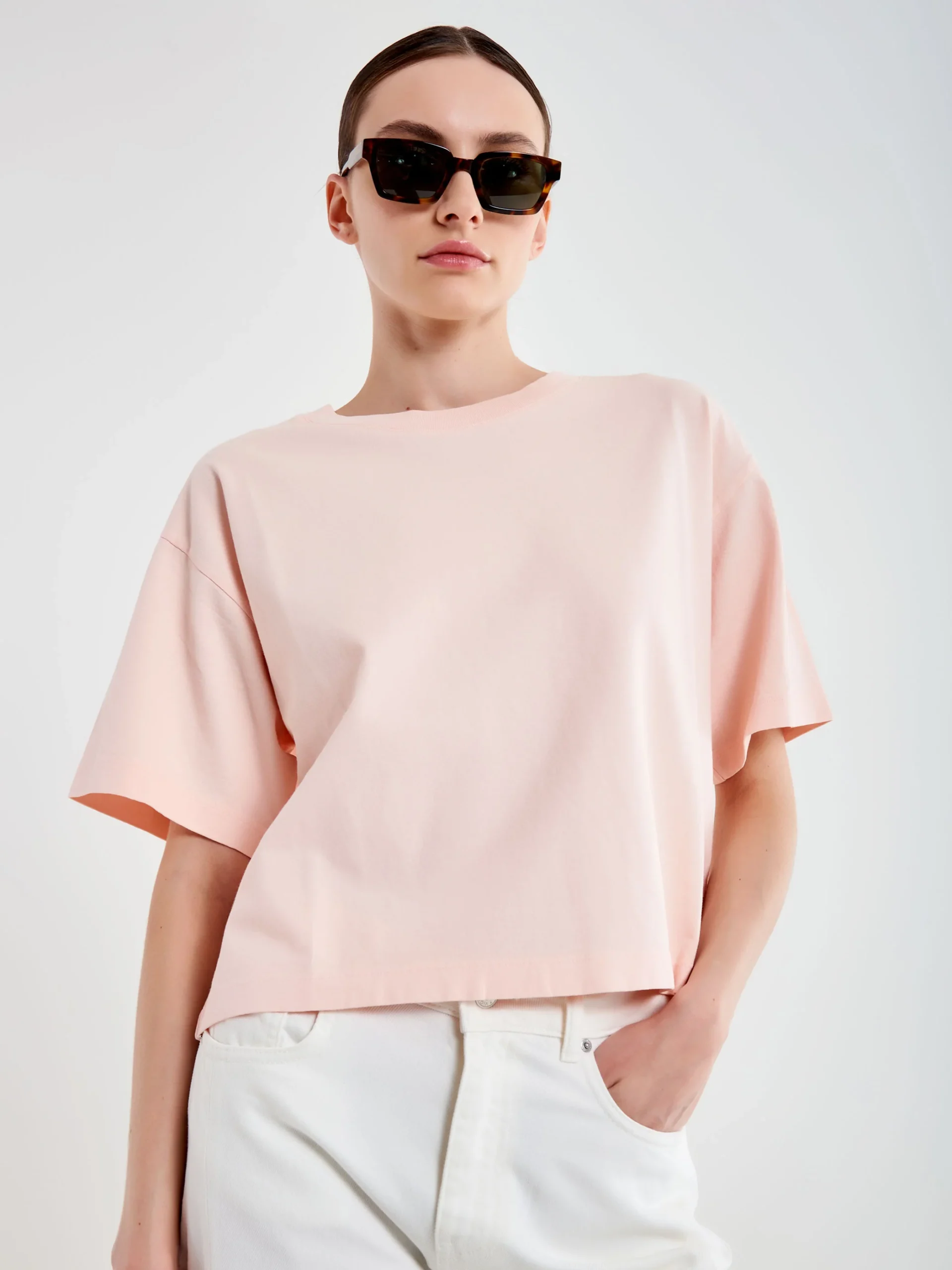 UAB0022045ABCIP_01 Basic Cropped T-shirt - Image 1