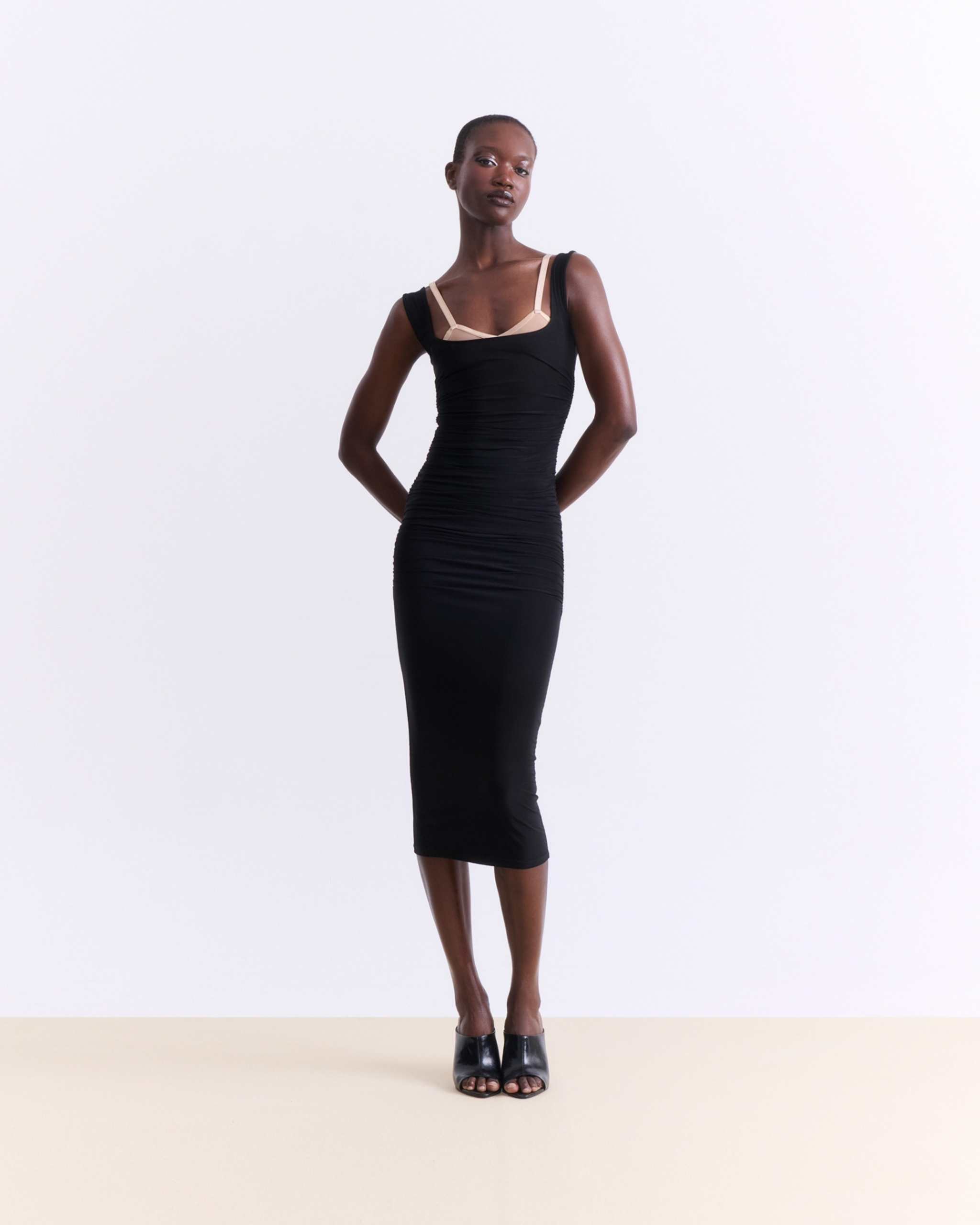 0018535_black-fitted-midi-dress_3960 BLACK FITTED MIDI DRESS - Image 1